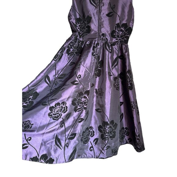 ModCloth Women's Purple Velvet Floral V-neck Fit Flare Midi Dress sz S Whimsigot - Picture 5 of 8